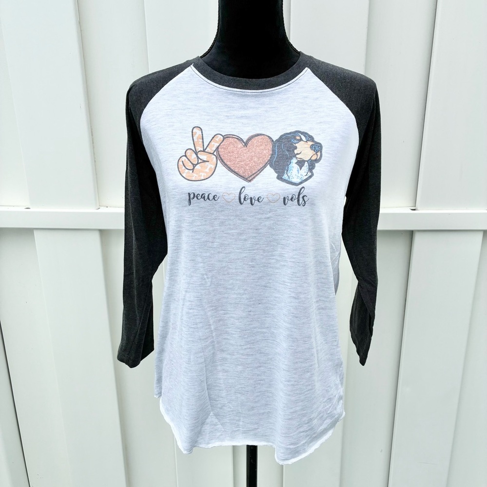 University of Tennessee Peace Love Vols Raglan Shirt 3/4 Sleeve Women’s Medium